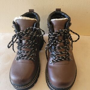 Nevada Thermolite Hike Boots Size 5 M Brown Waterproof